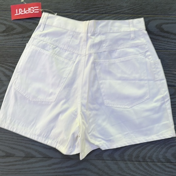 Esprit shorts - NWT - Picture 3 of 3